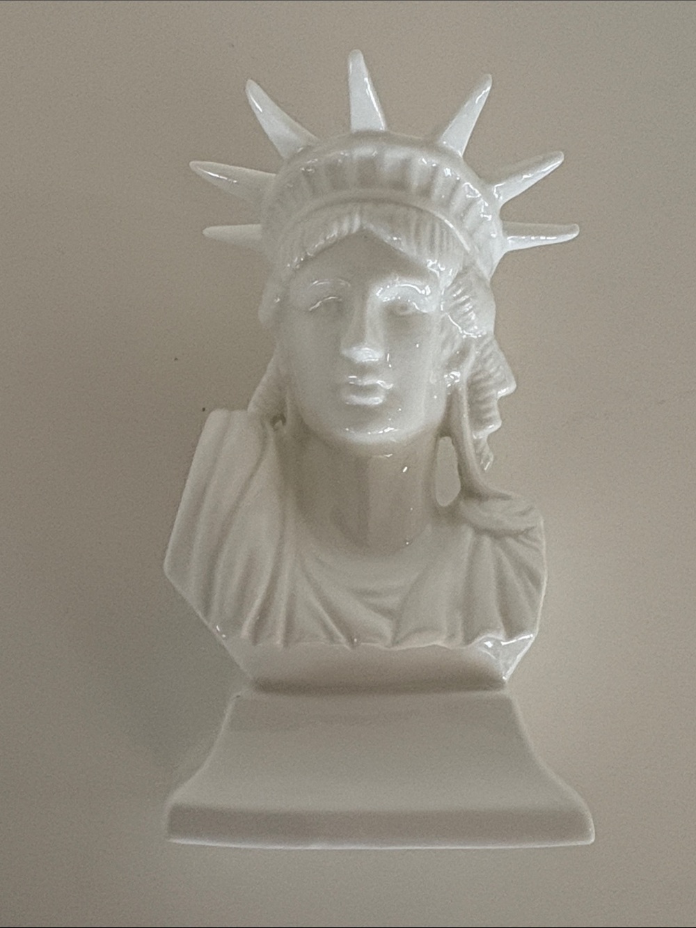 Vintage 1970’s STATUE of LIBERTY White Bone China Bust Sculpture RARE